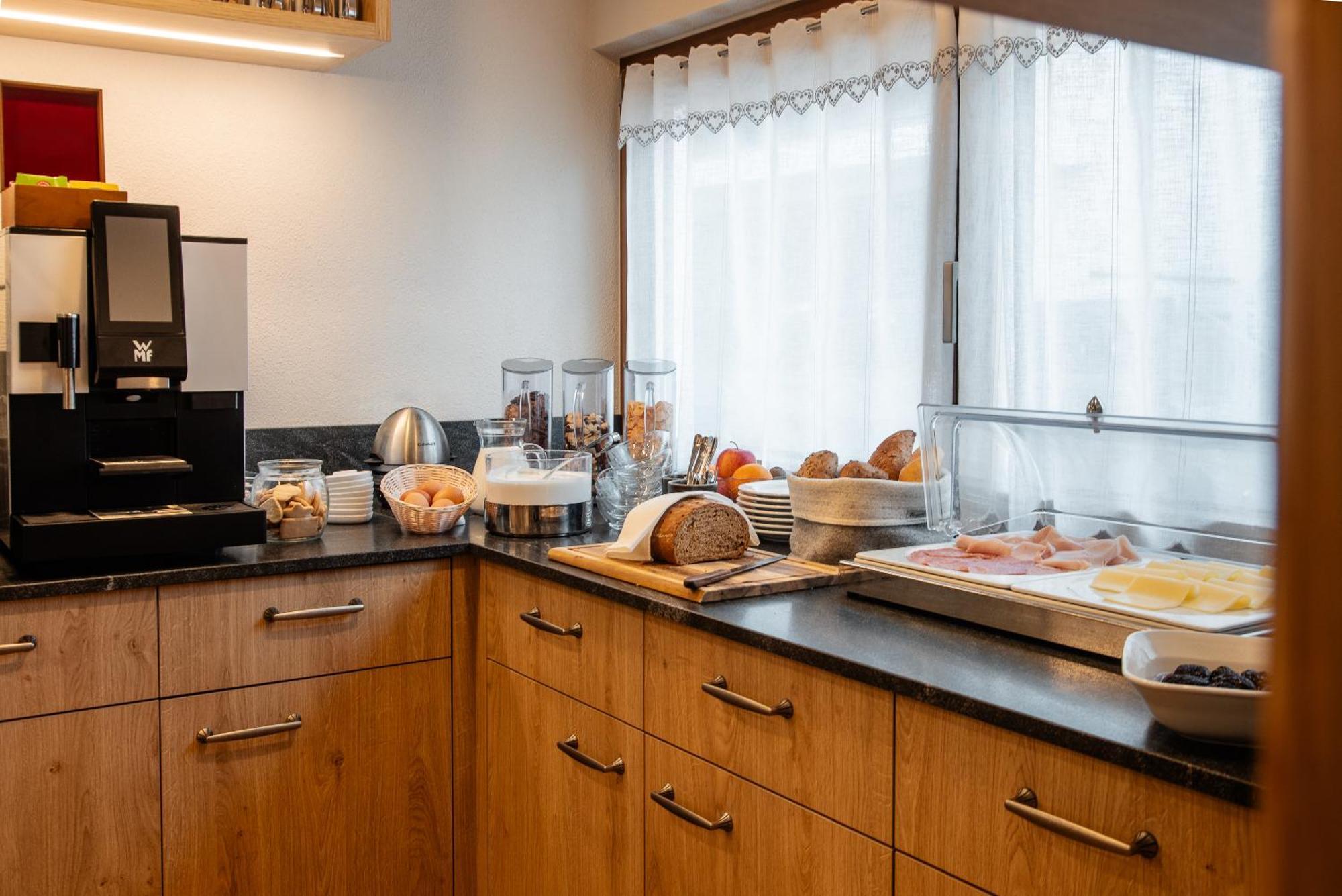 Villa Resi B&B Corvara In Badia Kültér fotó